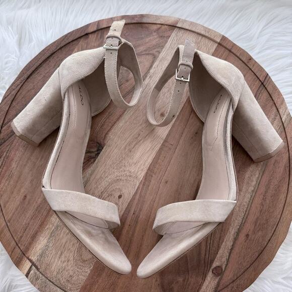 Aldo Shoes Womens Size 10 Block Heel Sandal Beige Suede Ankle Strap Dressy - Picture 1 of 13